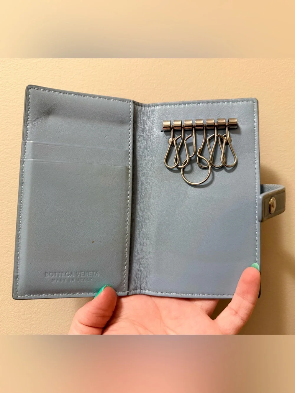 *Rare* Bottega Veneta - Authentic Key Holder